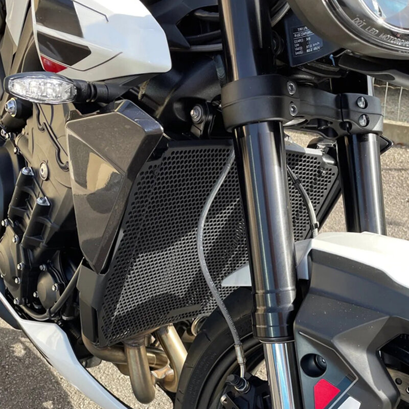 Dla Street Triple StreetTriple 765 R 2023 2024 Moto2 Edition motocykl CNC kratka chłodnicy osłona ochrona zbiornika paliwa