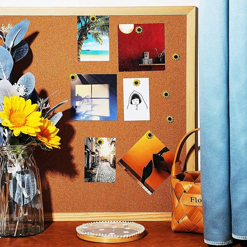 写真、コルクボードタック、親指、壁の地図、花のためのひまわりプッシュピン