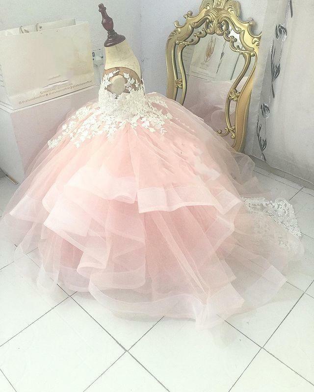 Lace Flower Girl Dresses Sheer Neck Tiers Ball Gown Little Girl Wedding Dresses Cheap Communion Pageant Dresses Gowns