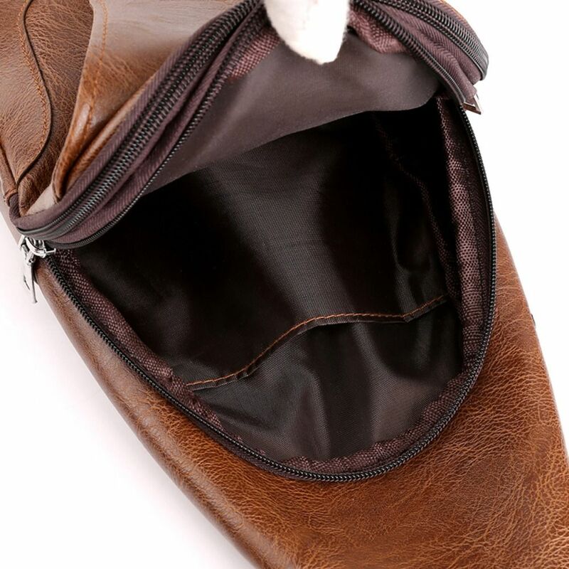 PU couro peito saco masculino com alça ajustável, porta de carregamento USB, anti-roubo, fone de ouvido buraco, grande capacidade