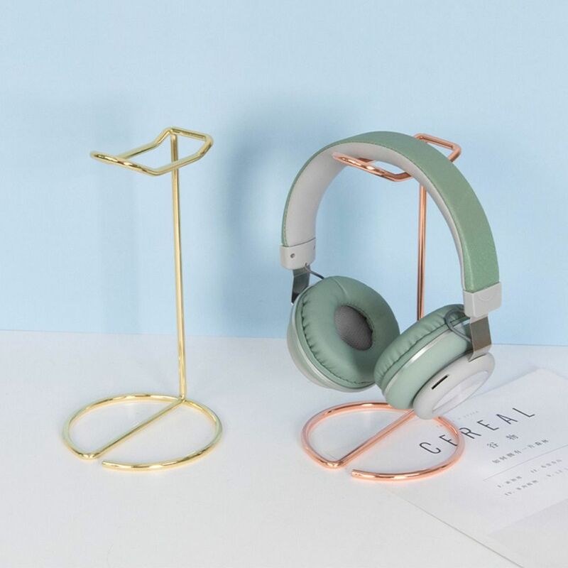 Estante de exhibición de auriculares minimalista, soporte de escritorio de Metal, organizador de auriculares de oro rosa, organizador de escritorio de mesa