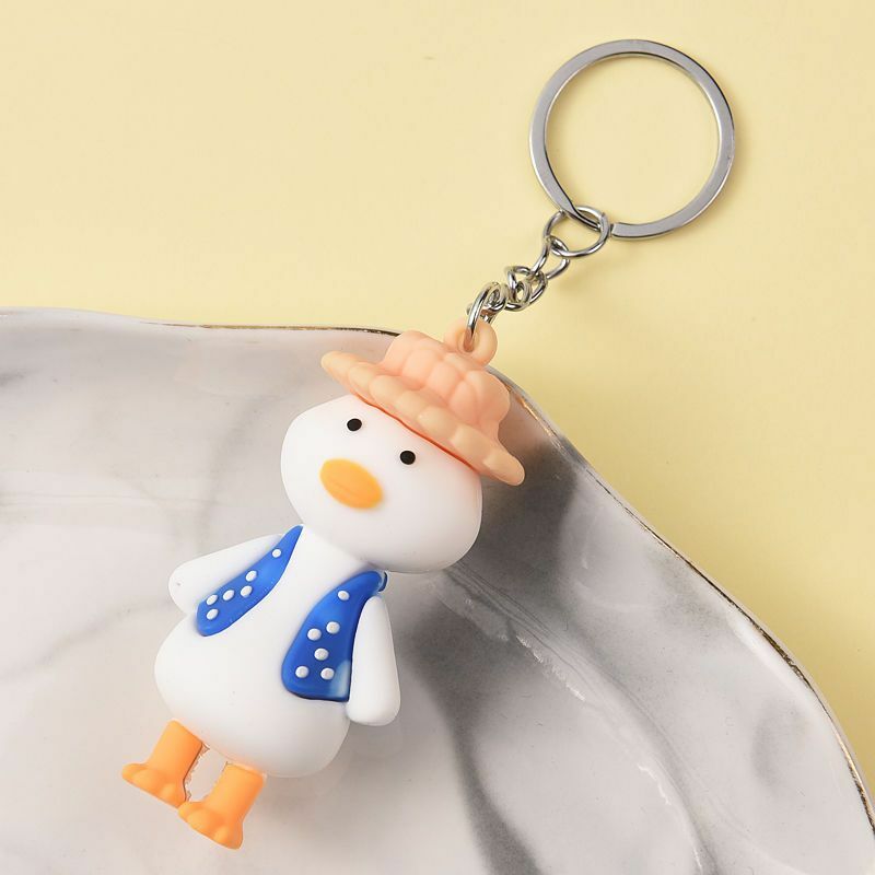 Gantungan kunci bebek bepergian lucu, tas sekolah silikon bebek kuning kecil cantik Aksesori kunci trendi hadiah taman kanak-kanak
