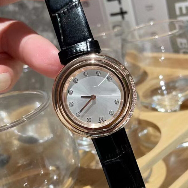 ตัวเรือนเหล็กหน้าปัดเพชรสายหนังวัวนาฬิกาควอตซ์2024ใหม่สำหรับผู้หญิงนาฬิกาแฟชั่นสุดหรู