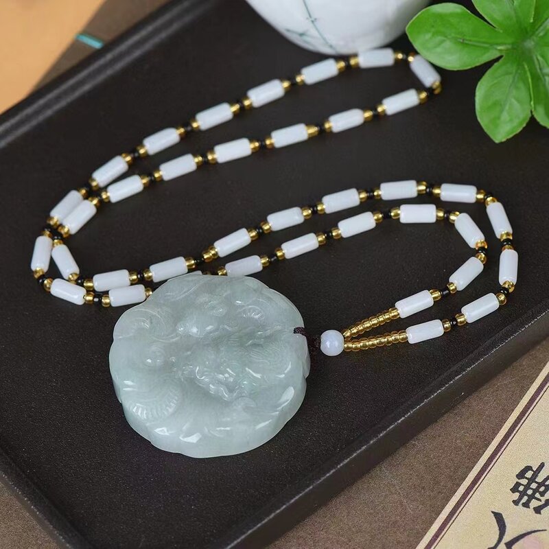 Tianshan liontin kalung batu hijau es alami liontin jimat Naga keberuntungan perhiasan jimat Pria Wanita Perhiasan 50mm