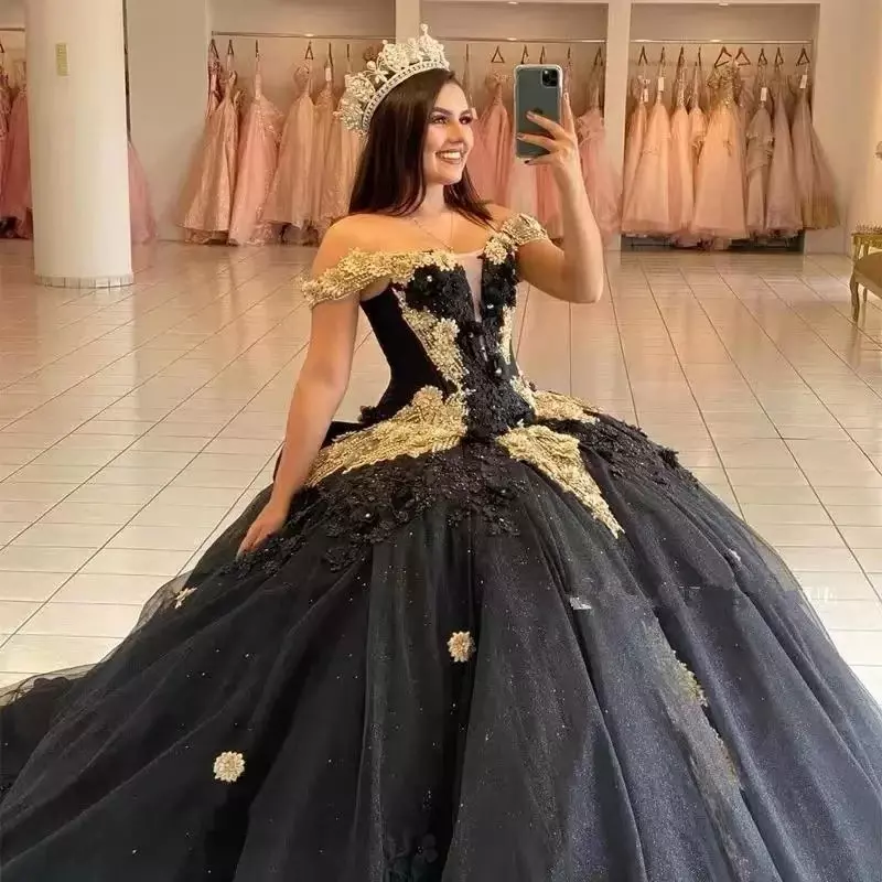 Vintage Black Princess Quinceanera Dresses Off Shoulder Appliques Vestidos De 15 Anos Formal Princess Birthday Party Ball Gown