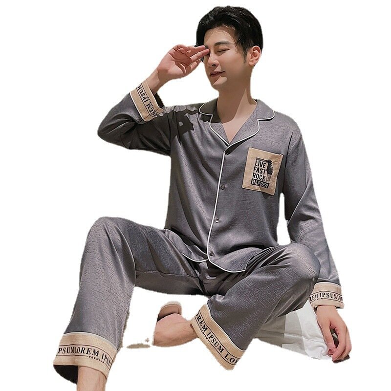 Piyama Set Tidur Pria Gaun Malam Satin Pakaian Tidur Longgar Pakaian Tidur Pakaian Rumah Kasual dengan Saku Lingerie Intim 2 Potong Kemeja & Celana