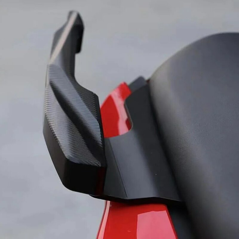 Motorcycle Accessories Rear Armrest Bracket Handrail Rear Passenger Armrest For QJmotor QJMOTO SRK400 400SRK 400 SRK