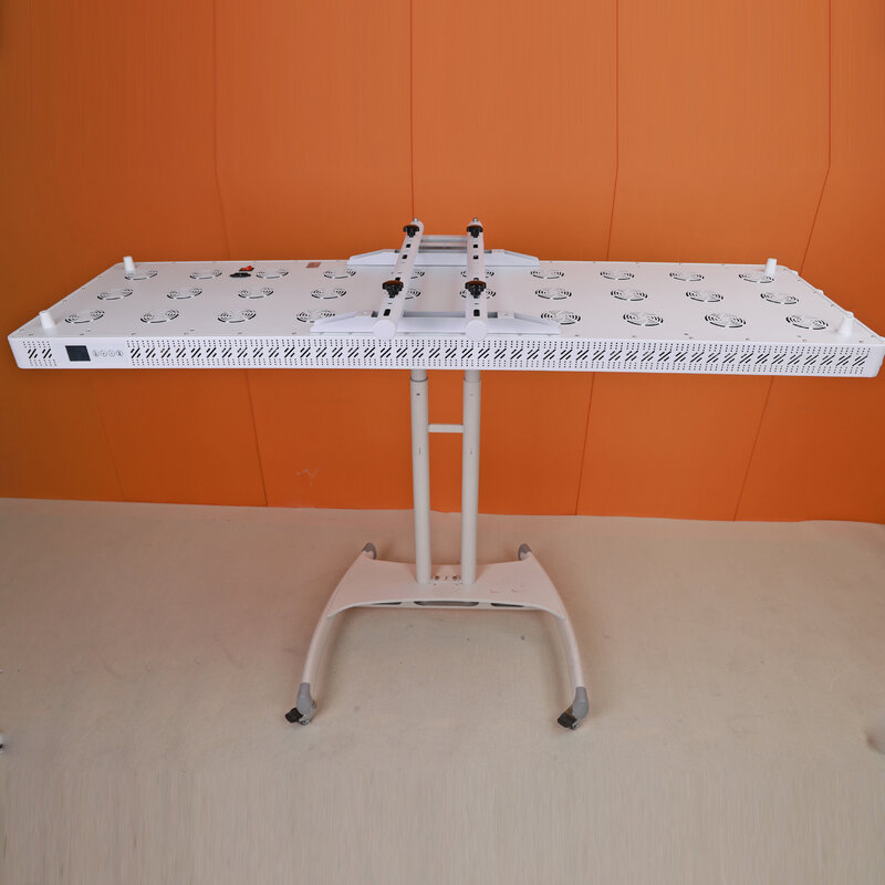 Professional Multispectral Infrared Light Therapy 480nm 1060nm Red Light Therapy Panel Full Body With Stand