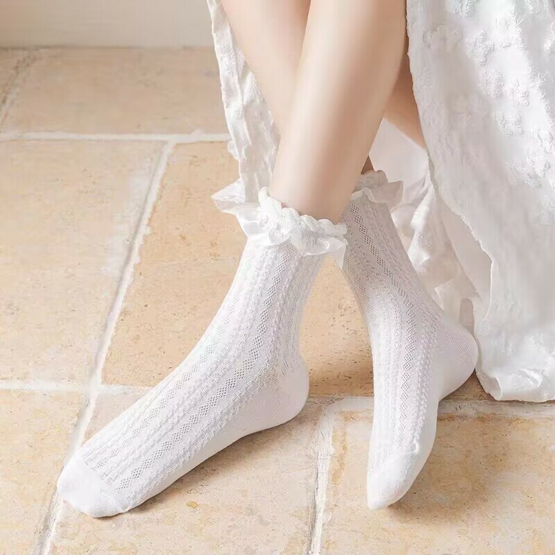 Kaus kaki Wanita padat Hitam Putih Lolita renda kaus kaki Ruffle tipis musim panas gaya Jepang Kawaii manis gadis lucu kaus kaki pendek wanita