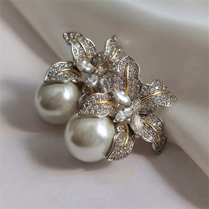 1 ~ 20pcs huitan wunderschöne Blume Imitation Perle Ohrringe Frauen Luxus eingelegt funkelnden cz Stein Mode Hochzeit Schmuck Großhandel