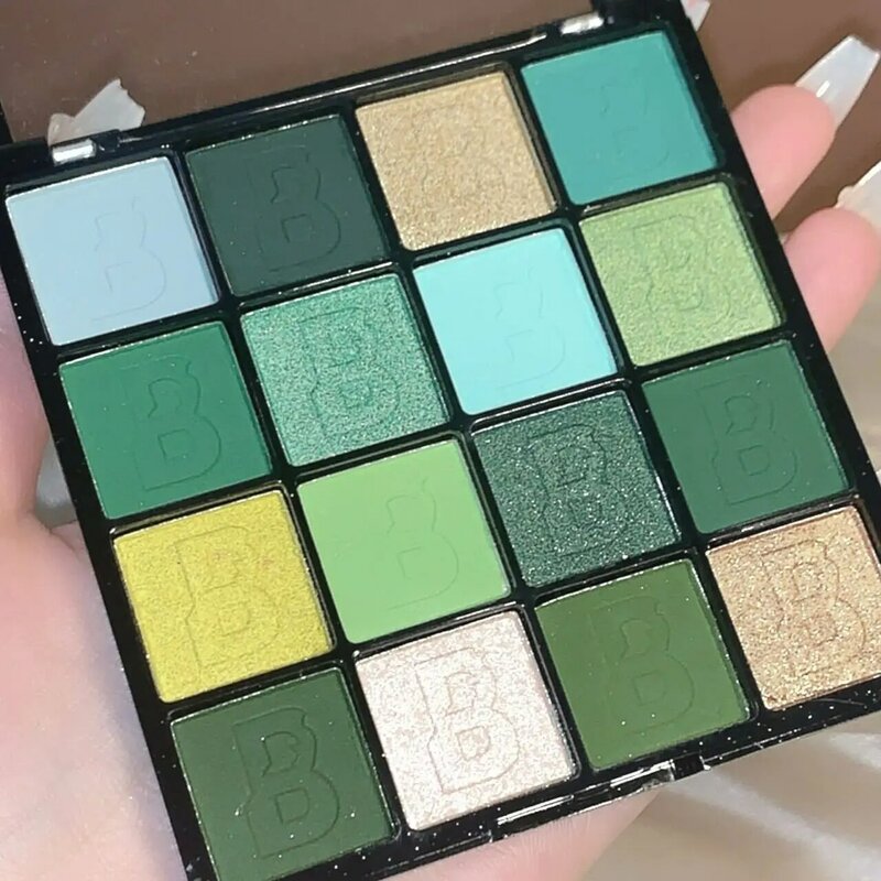 16 Color Eye Shadow Matte Pearlescent Powder Delicate And Easy To Color Eye Shadow Palette Green Eye Shadow Disc For Beginners