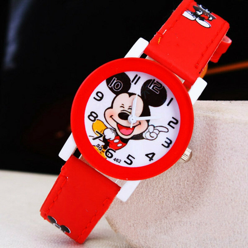 男の子と女の子のためのミッキーとミニーマウスの漫画時計,ファッショナブルなレザークォーツ時計,2023