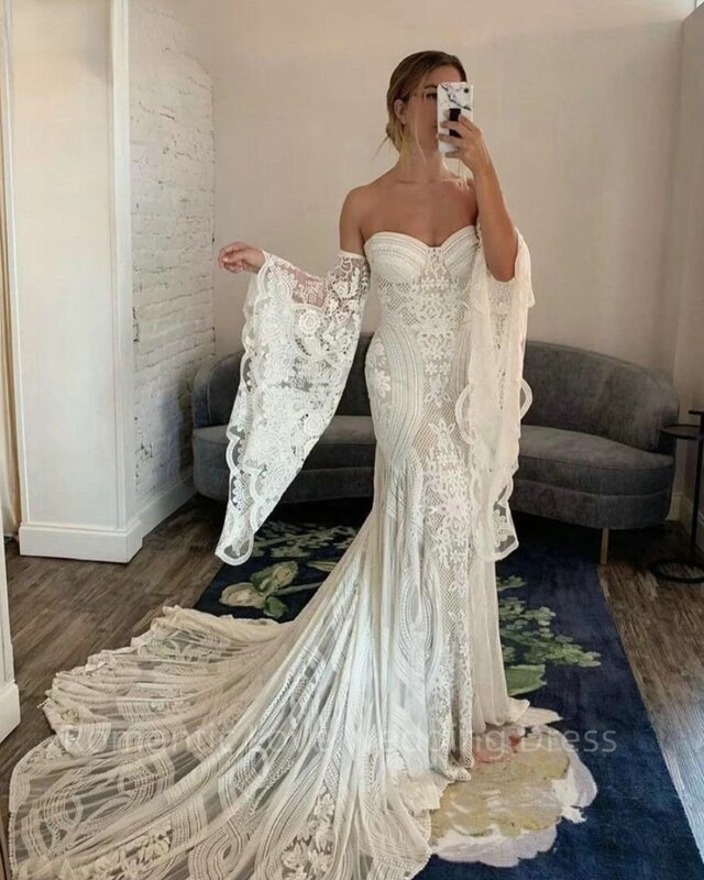 Gaun pernikahan putih putri duyung seksi tanpa tali gaun pengantin dengan renda bahu terbuka untuk wanita