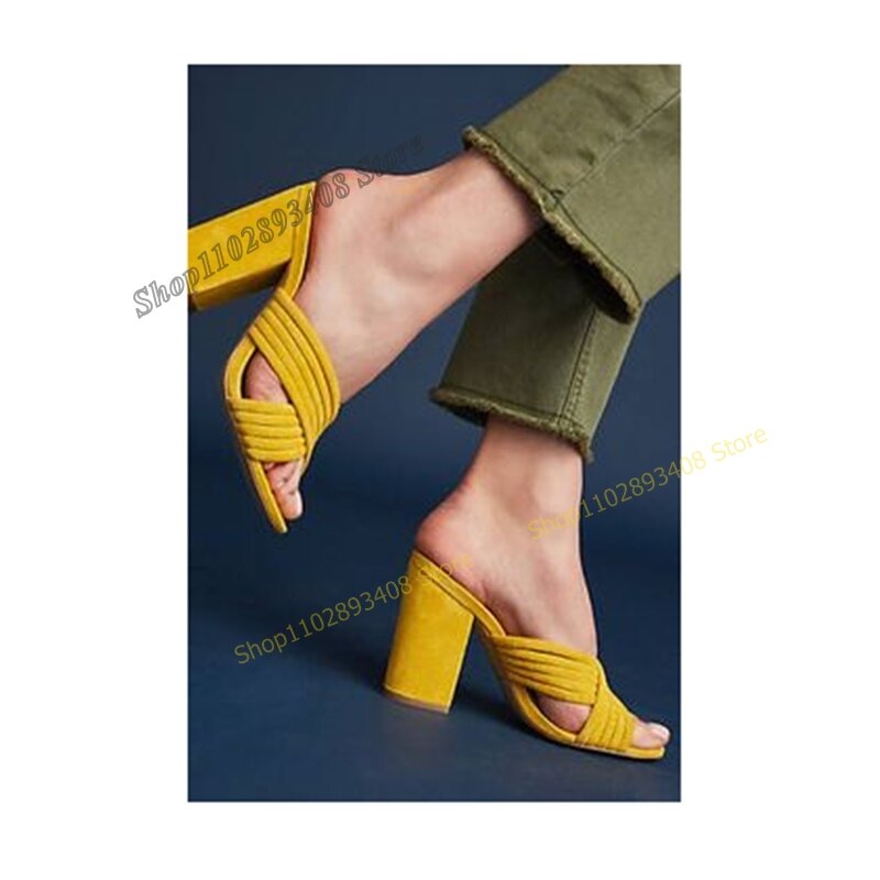 Женские замшевые шлепанцы на массивном высоком каблуке, желтого цвета, однотонные, с открытым носком, без застежки, модная выразительная обувь, 2023