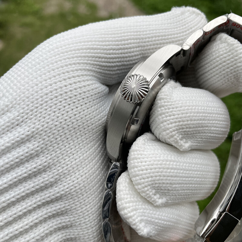 SD1928M jam tangan Stainless Steel untuk pria, arloji menyelam otomatis 39MM kaca safir Dial hitam, tali baja tahan karat tahan air 200M NH35