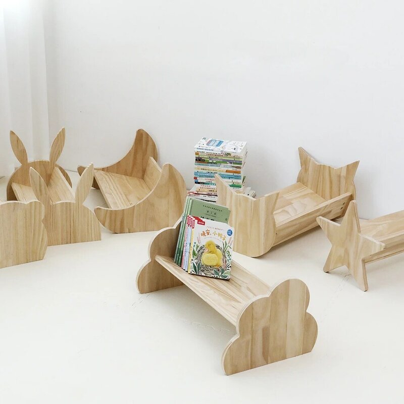 Koreańska solidna drewniana dziecięca mała półka na książki podłoga obraz w stylu kreskówki dla dzieci stojak na książki modelowanie zwierząt przedszkole