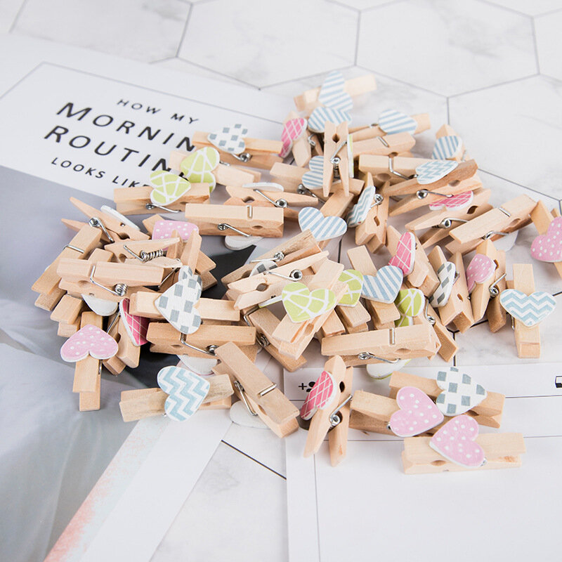 35x7mm 20pcs Wooden Colored Love Heart Photo Clips Memo Paper Peg Clothespin Stationery Christmas Wedding Party Craft Home Decor