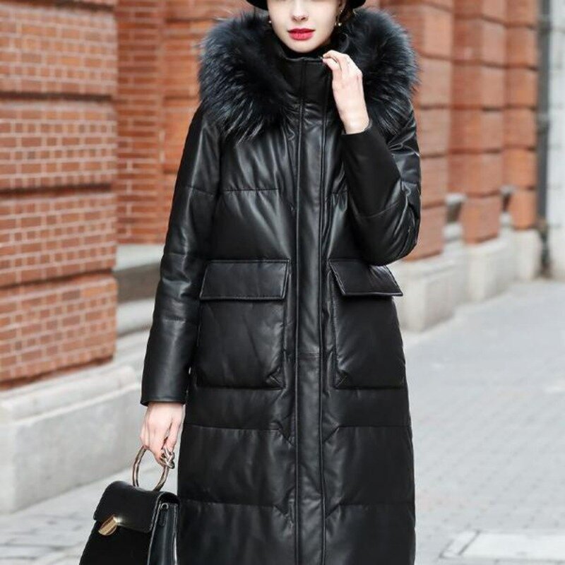 Новинка 2023, зимняя кожаная пуховая куртка для мужчин и женщин, длинный тонкий кожаный пуховик с меховым воротником и утолщенным капюшоном, уютное пальто