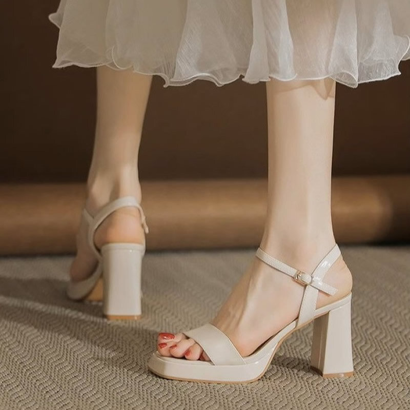Neue Sommer Frau Sandalen Rindsleder Frauen Schuhe quadratische Zehen Super High Heels solide klobige Absätze beige Plateaus andalen für Frauen