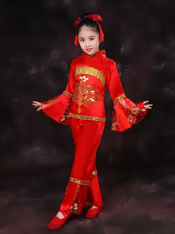子供のyangkoダンスウェア、全国ダンスパフォーマンスコスチューム、エレガントなファンダンススーツ、クラシックウエストドラムクロス