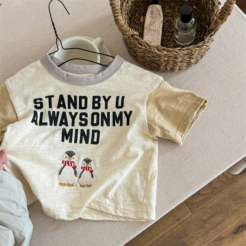 Camiseta de manga curta infantil, camiseta bordada dos desenhos animados do bebê, estampa de letras para meninas, tops casuais infantis, verão, novo, 2022