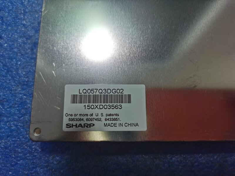 LQ057Q3DG02เดิม5.7นิ้ว320*240จอแสดงผล LCD สำหรับอุตสาหกรรมรถยนต์ DVD GPS LQ057V3LG11 LQ057Q3DC03