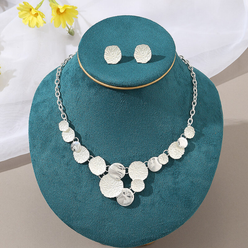 Women's Sequin Stitching Necklace and Stud Earrings Set Jewelry Gifts For Party Christmas Birthday