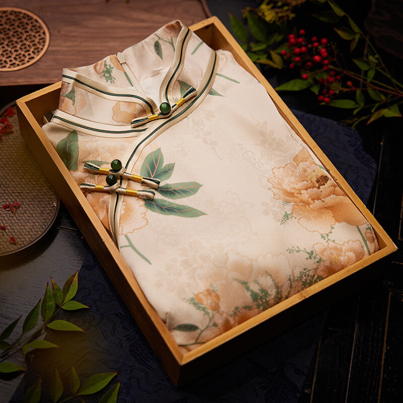 Qipao kerah Mandarin wanita, baju Cheongsam lengan pendek elegan motif bunga tradisional Tiongkok