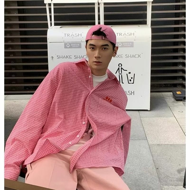 Camisas xadrez rosa retrô americana para homens e mulheres, botão de lapela, solta, casual, fina, manga comprida, harajuku, design de nicho