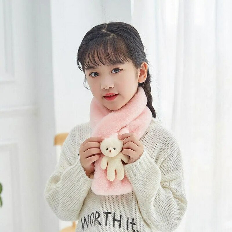 Uroczy niedźwiadek animowany pluszowy szalik jesienno-zimowe Faux futrzany chłopiec miękkie ciepłe zagęszczone koreański styl wygodne chusteczki Gir H7f6