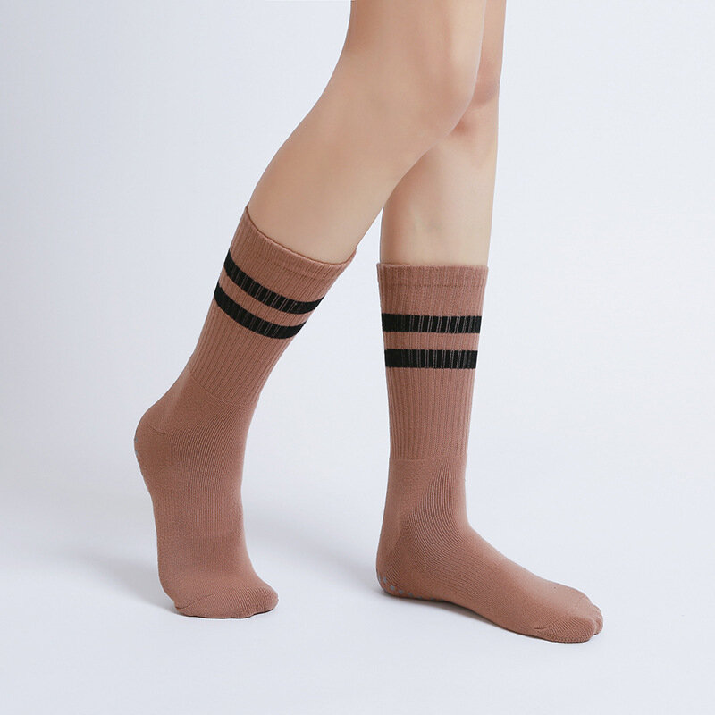 Calcetines de Yoga de tubo medio para mujer, medias antideslizantes profesionales para interiores y Fitness