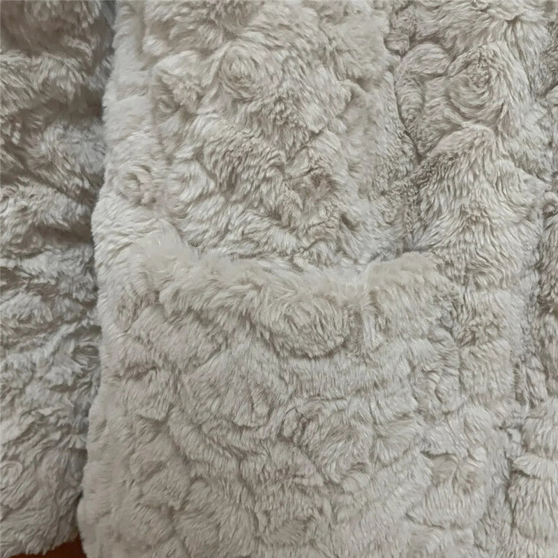 Abrigo cálido de piel sintética de conejo para mujer, chaqueta de felpa, ropa de calle coreana, prendas de vestir cortas de lana peluda, ropa de nieve