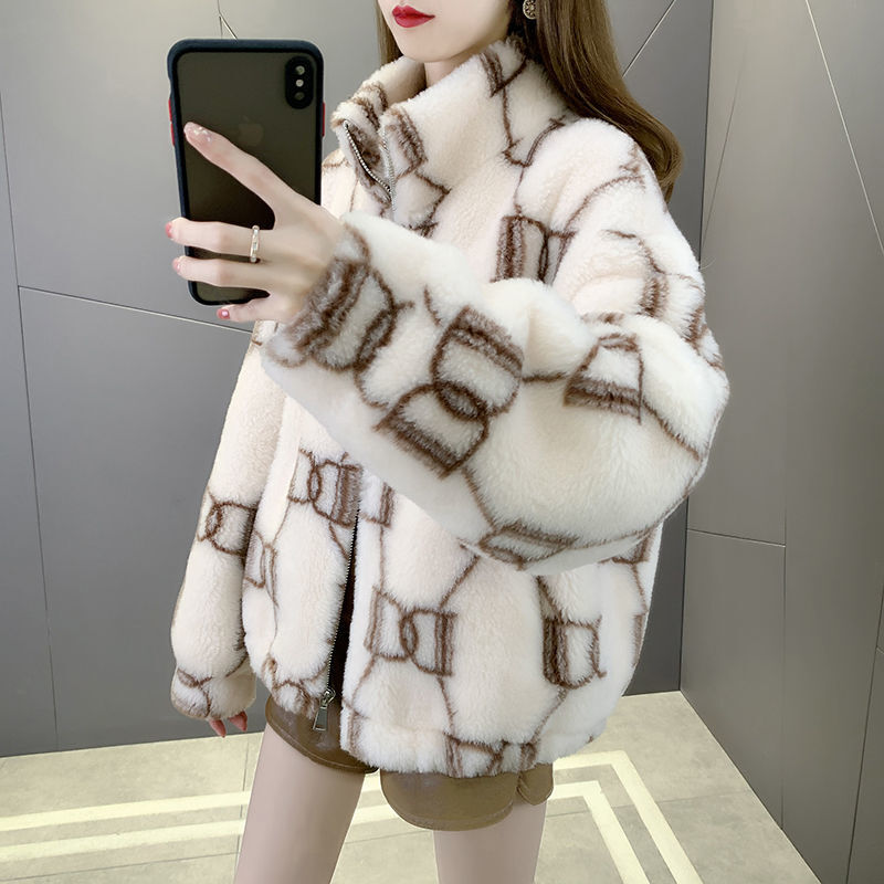 Jaket bulu domba wanita, mantel wol domba longgar berkerudung satu bulu musim dingin 2021