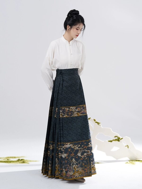 Ming Han abbigliamento imitazione trucco fiore tessuto oro gonna faccia di cavallo abbinamento donna migliorato Han Elements Coat