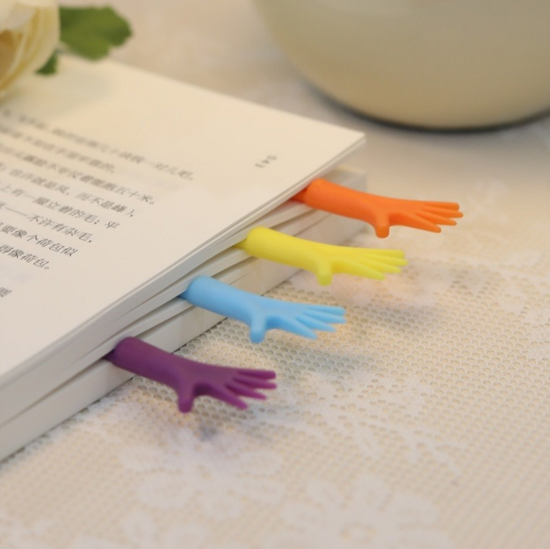 4Pcs/set Creative and Funny Cartoon Bookmark Student Souvenir on The Shelf for Books Office School Supplies Japanese Stationery