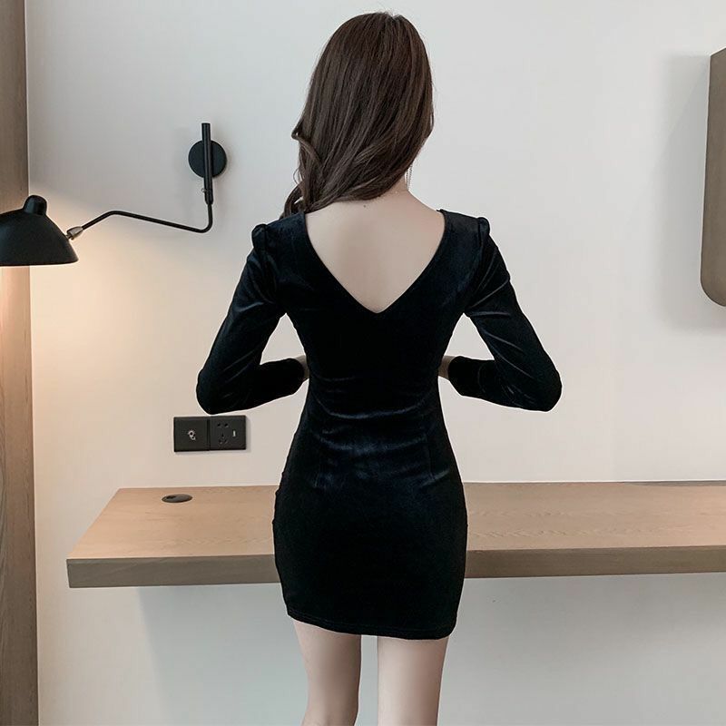 Sexy Dress Women's 2024 Spring and Autumn Square Neck Style Slimming Wrinkle Wrapped Hip Dress Velvet Dress Work Clothesparty Dr