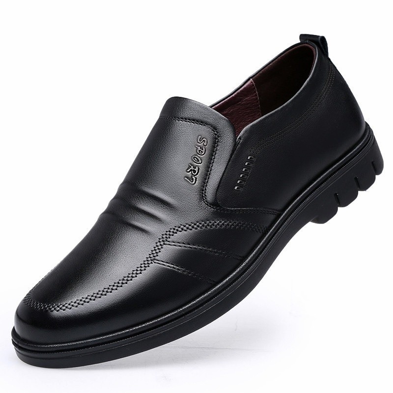Mann Sports chuh Loafers Männer rutsch feste Leder Slip-on schwarze Laufschuhe Turnschuhe männliches Kleid Schuhe Licht atmungsaktive Schuhe flach