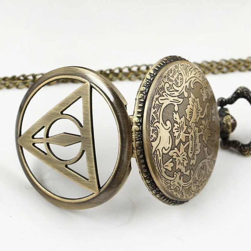 Retro Bronze Dreieck heißes Design Quarz Taschenuhr Halskette Sammlerstücke für Männer Frauen Kinder Geburtstags geschenk relógio de bolso