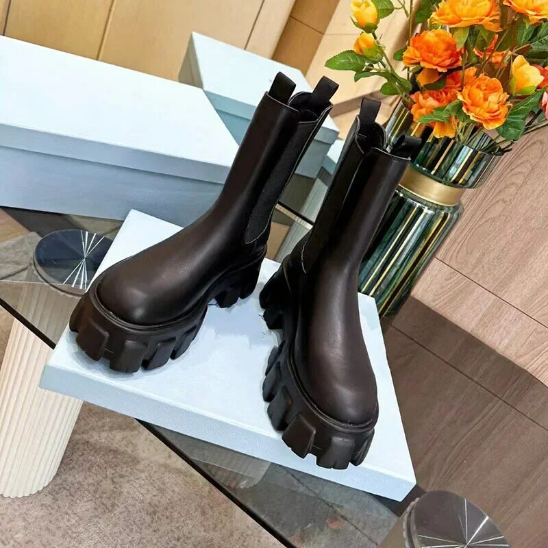 Botas de fundo grosso de plataforma para mulheres, couro genuíno, preto, branco, aumento de altura, sapatos de bezerro, primavera, outono, nova moda, 2023