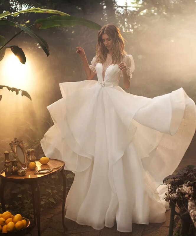 Specjalna weselna sukienka damska z okrągłym dekoltem z krótkimi bufiastymi rękawami, koronkowa, wielopiętrowa suknia ślubna o linii a, nowe Vestidos De Novia 2024