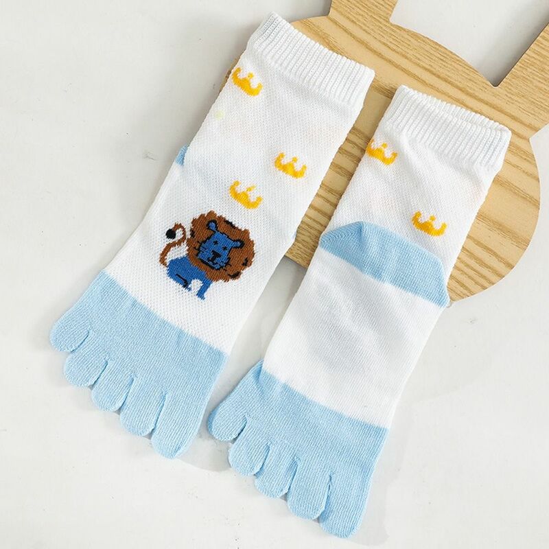 Милые Удобные Эластичные осенне-весенние спортивные детские чулочно-носочные изделия с изображением Льва носки с пятью пальцами детские короткие носки