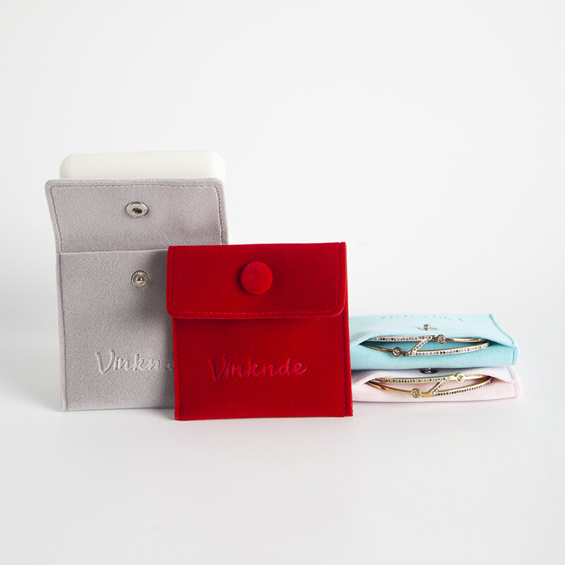 Velvet Snap Jewelry Bag com logotipo personalizado, anel, brincos, pulseira de embalagem, bolsa botão, favores do casamento Sack, a granel, 100Pcs