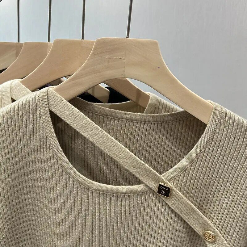 Women's Spring and Autumn Round Neck Long Sleeve Knitwear Fashion Fashion Casual Versatile Solid Color  Elegant Commuter Tops