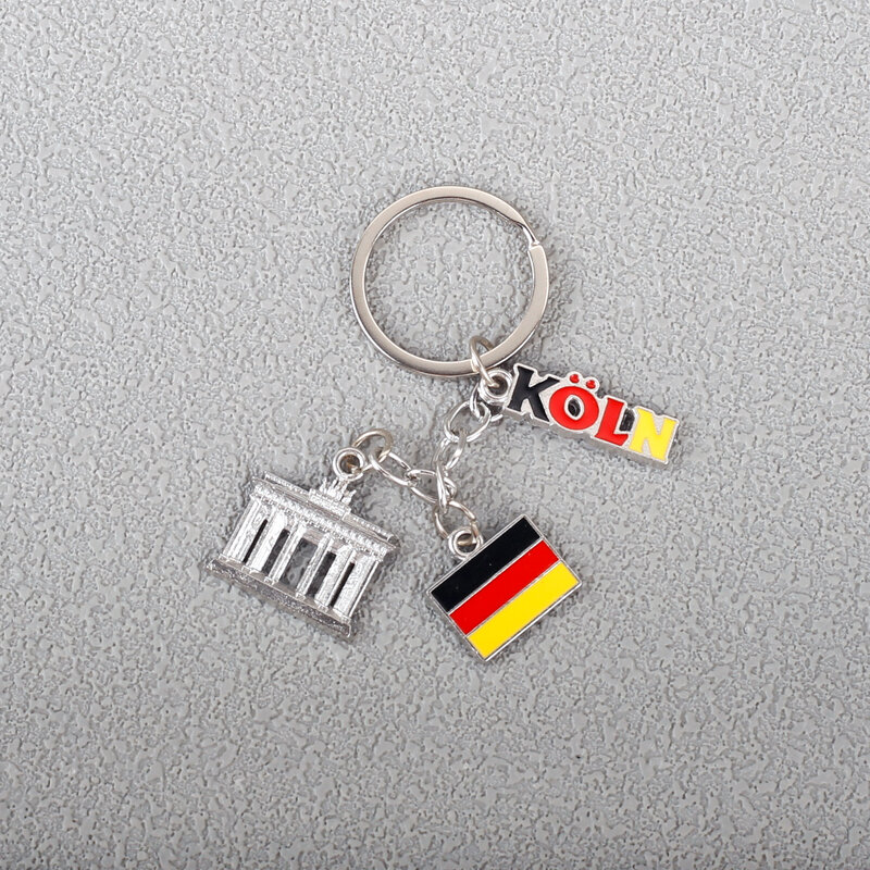 Fashion Köln Keychain with German Flag And Brandenburg Gate Charm for Bag Car Key Chain Pendant Cologne Travel Souvenirs Jewelry