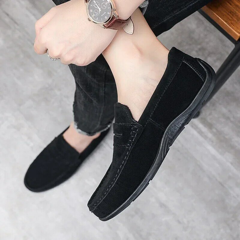 Mens Loafers Moccasins Breathable Outdoor Driving Walking Shoes for Men Moccasins Men Leather Shoes Fashion Luxury Brand New