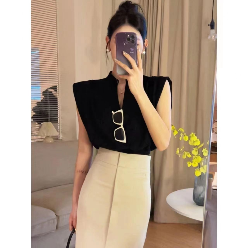 Deeptown Women Blouses V-neck Korean Style Elegant Chic White Sleeveless Shirts Black Crop Tops Office Style Old Money Aesthetic