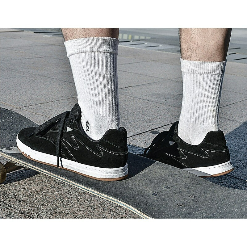 JoiendocChi-Chaussures de skate à semelle durable pour hommes et femmes, baskets en daim, tampons de skate, chaussures encapsulées noires, confortables et à la mode