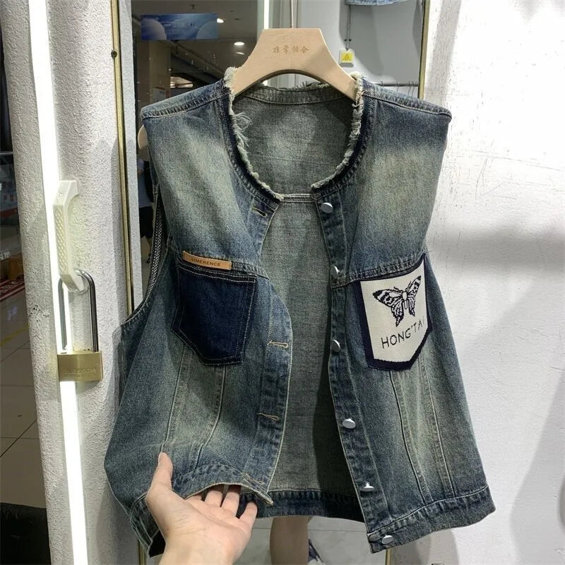 Новинка весна-осень 2024, джинсовая куртка для женщин, свободная и Облегающая майка без рукавов с открытыми плечами и коротким топом, модный S75
