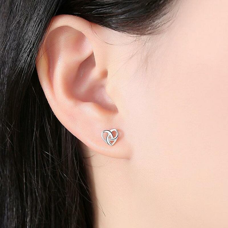 1 Paar hohle Liebe Herzform Ohr stecker einfache süße Ohrringe Frauen für s925 Sterling Silber verhindern Allergie für Dame Schmuck Geschenk