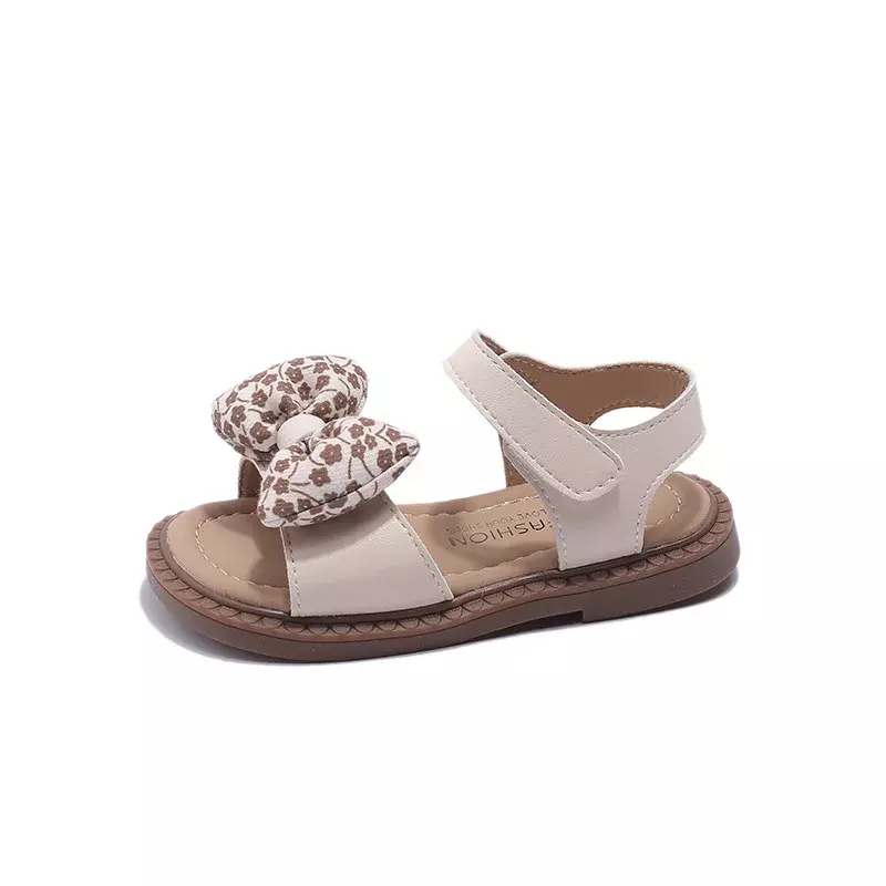 Neue Kinder sandalen für Mädchen Sommer blume Fliege Prinzessin kausale flache Sandalen Mode Open-Toe Kinder Strands andalen weichen Boden